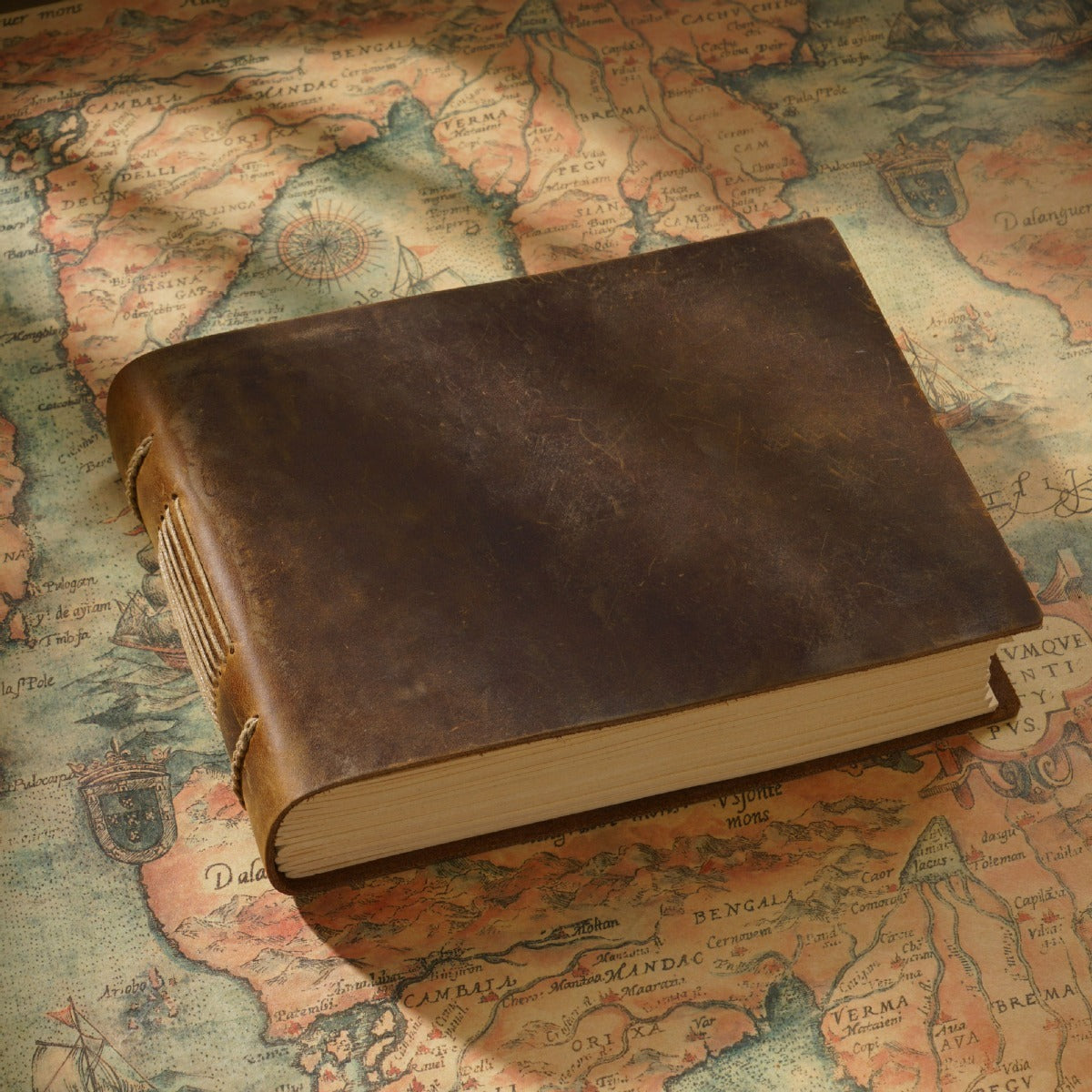 Magistrate leather sketchbook
