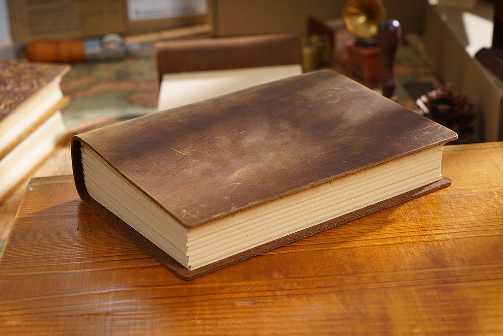 Magistrate leather sketchbook