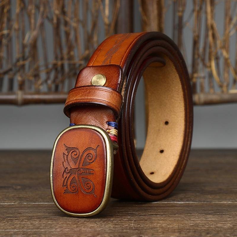 Red brown men's belt, plaque buckle