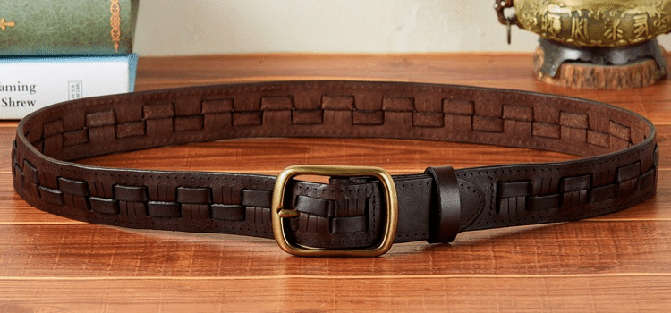Dark brown men's belt, weave pattern