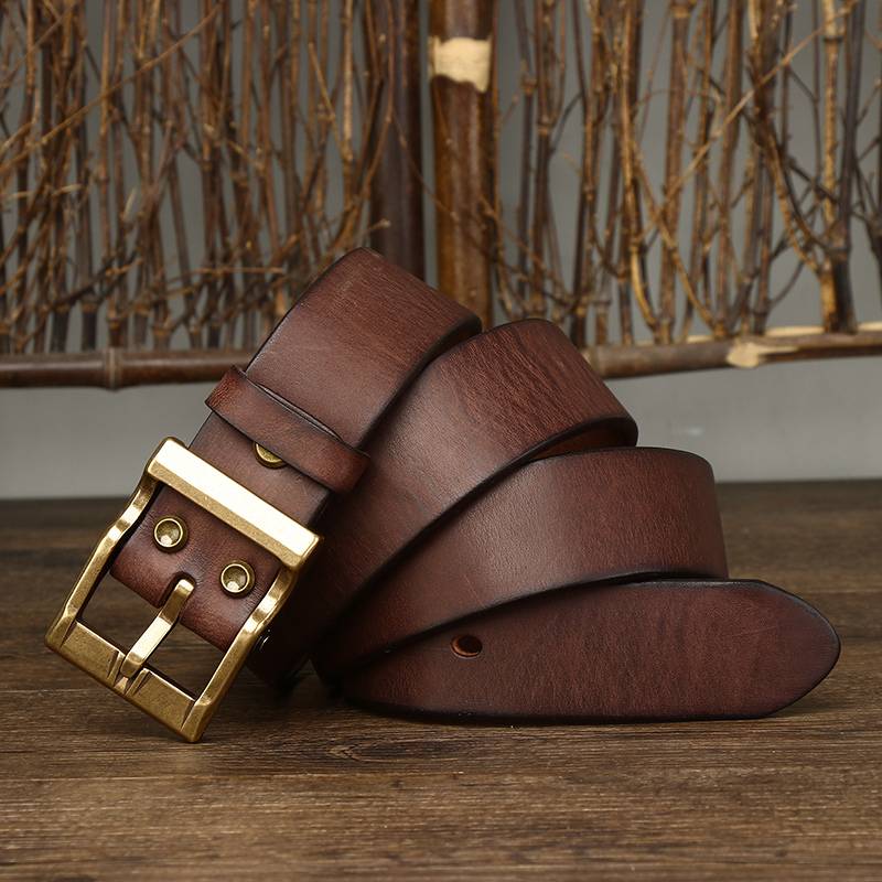 Dark brown men's belt, leather grain