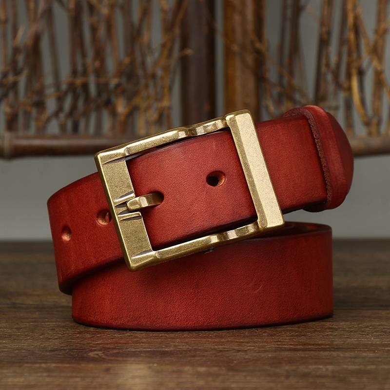 Red men's belt, buckle detail