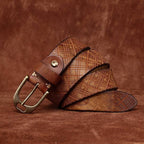 Brown men's belt, buckle detail