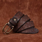 Dark brown men's belt, buckle detail