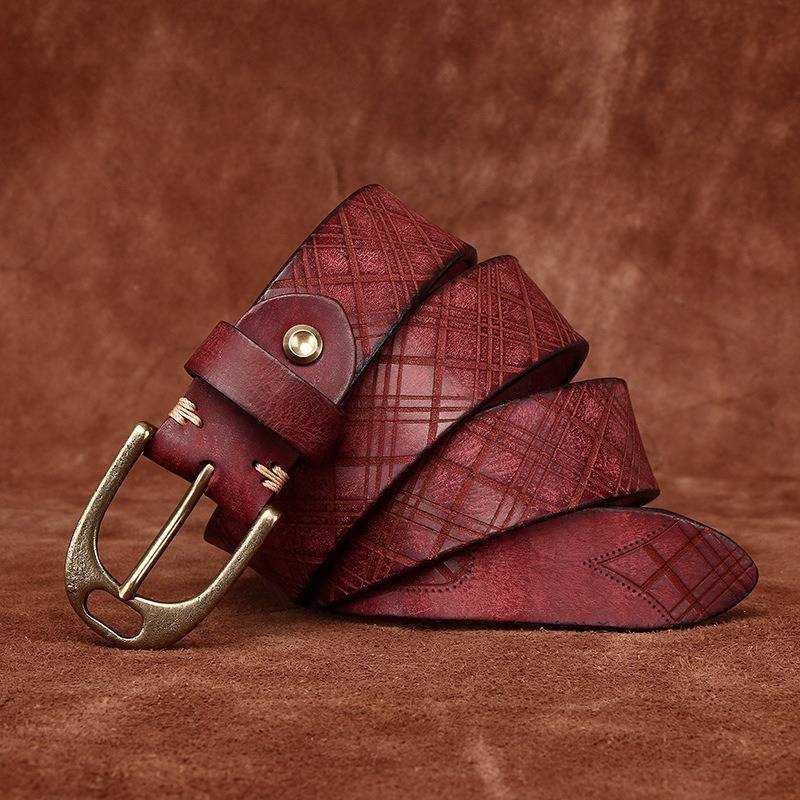 Red men's belt, buckle detail