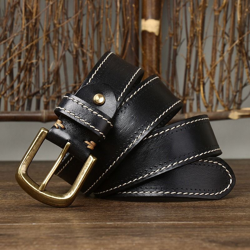 Black men's belt, leather grain
