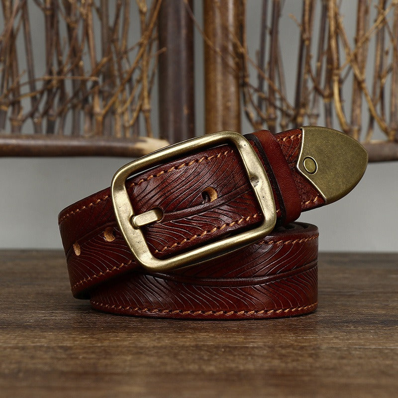 Red brown men's belt, buckle detail