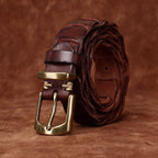 Dark brown men's belt, buckle detail