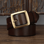 Dark brown men's belt, buckle detail