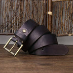 Black men's belt, buckle detail
