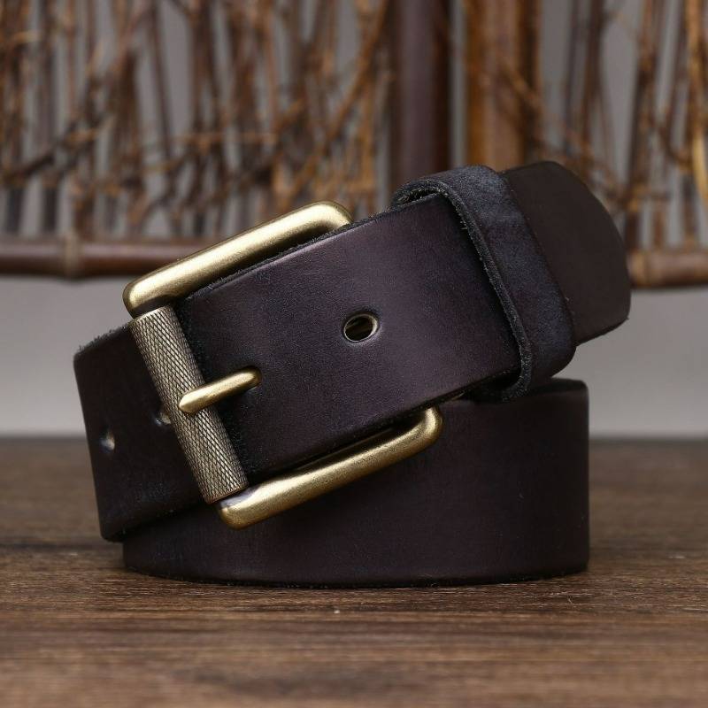 Black men's belt, side view