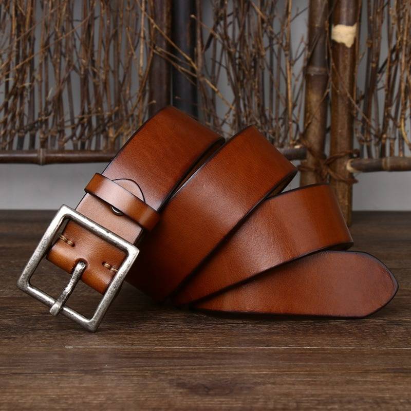 Brown men's leather belt detail view 2