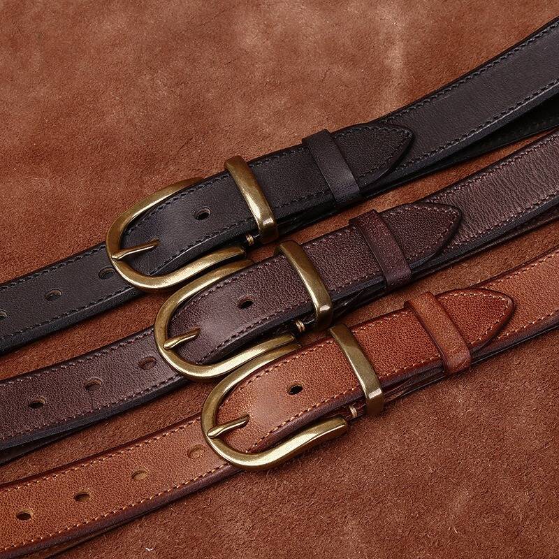 Brown men's belt, leather grain