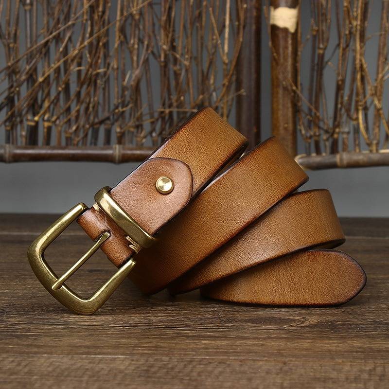 Brown men's belt, another angle