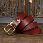 Red men's belt, buckle detail