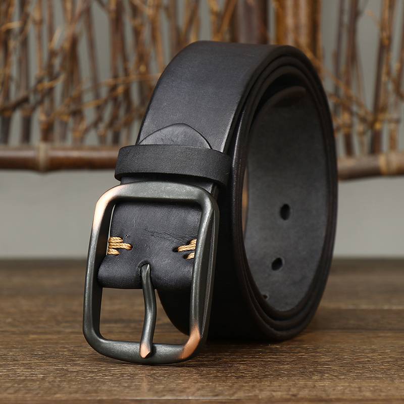Black men's belt, buckle detail
