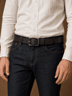 Dark brown men's belt, buckle detail
