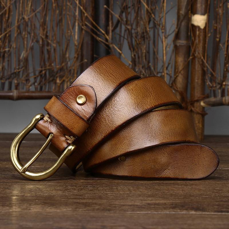 Brown men's belt, pleated texture