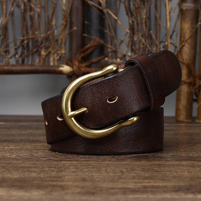 Dark brown men's belt, pleated texture