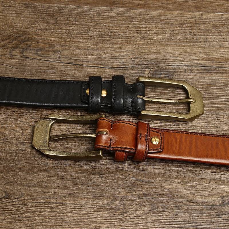 Brown men's belt, stitching detail