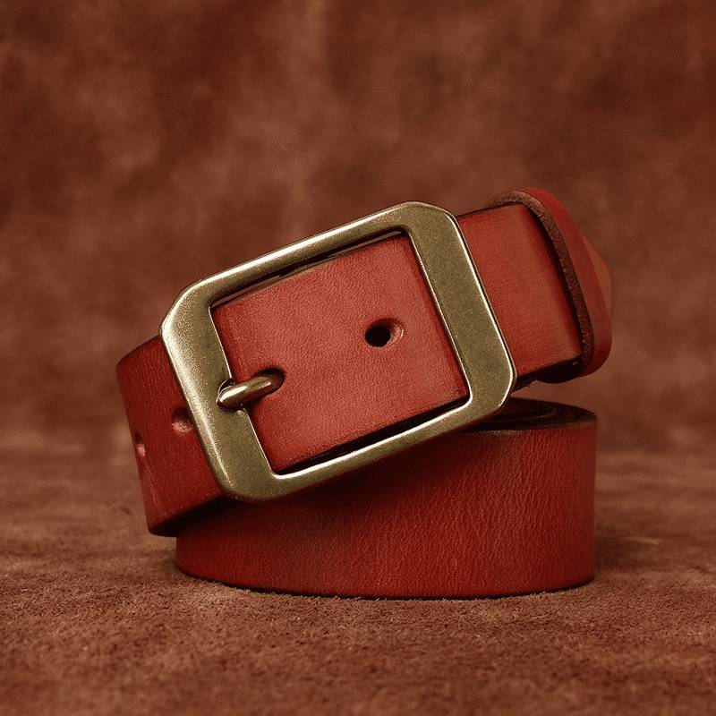Red brown men's belt, buckle detail