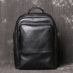 Black men's business backpack, hardware detail