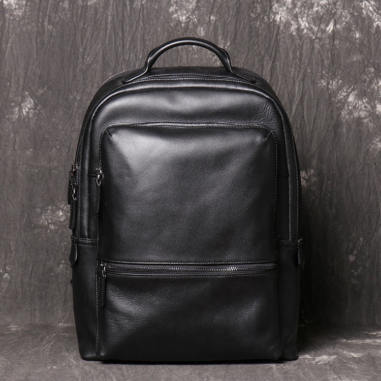 Black men's business backpack, hardware detail