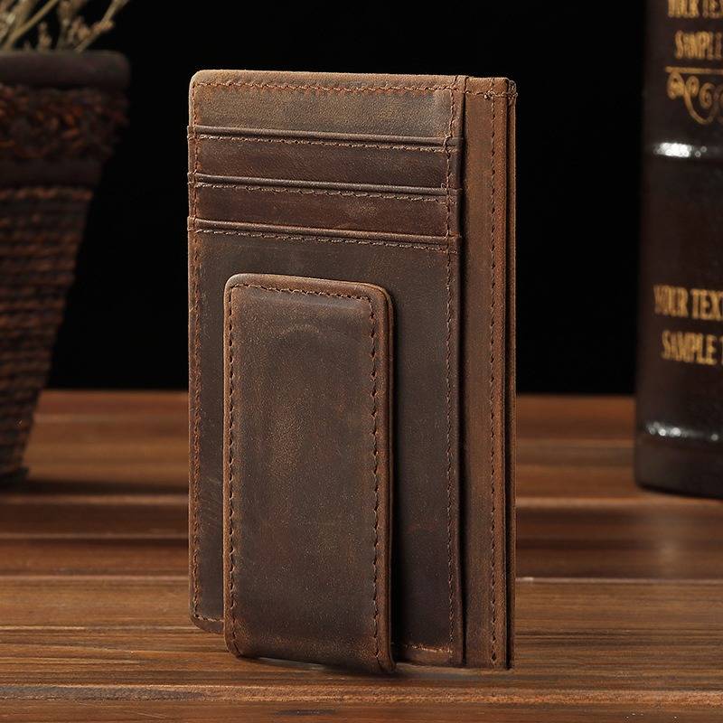 Dark brown men's card holder, card slots