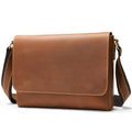 Brown men's compact leather messenger bag