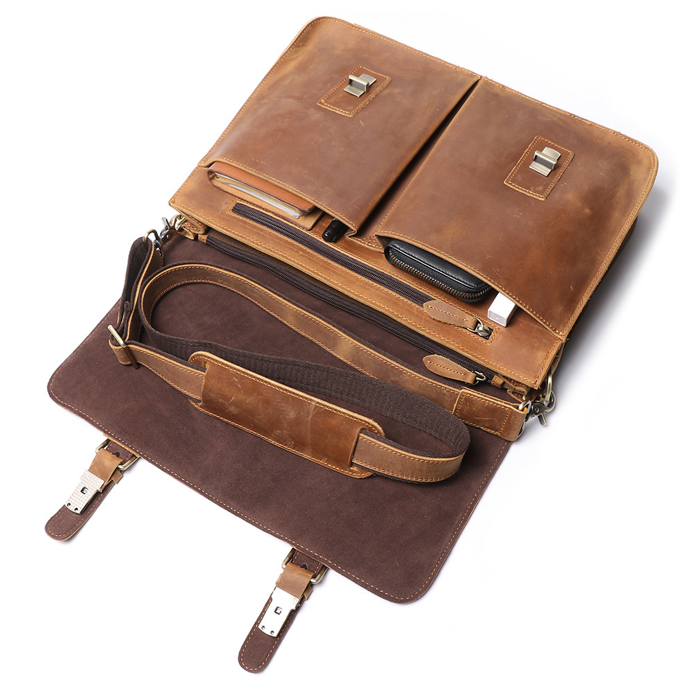 Brown men's office bag, hardware detail