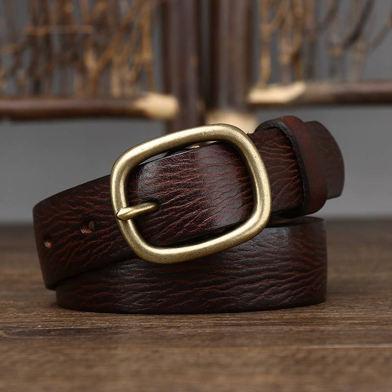 Dark brown women's minimalist leather belt detail