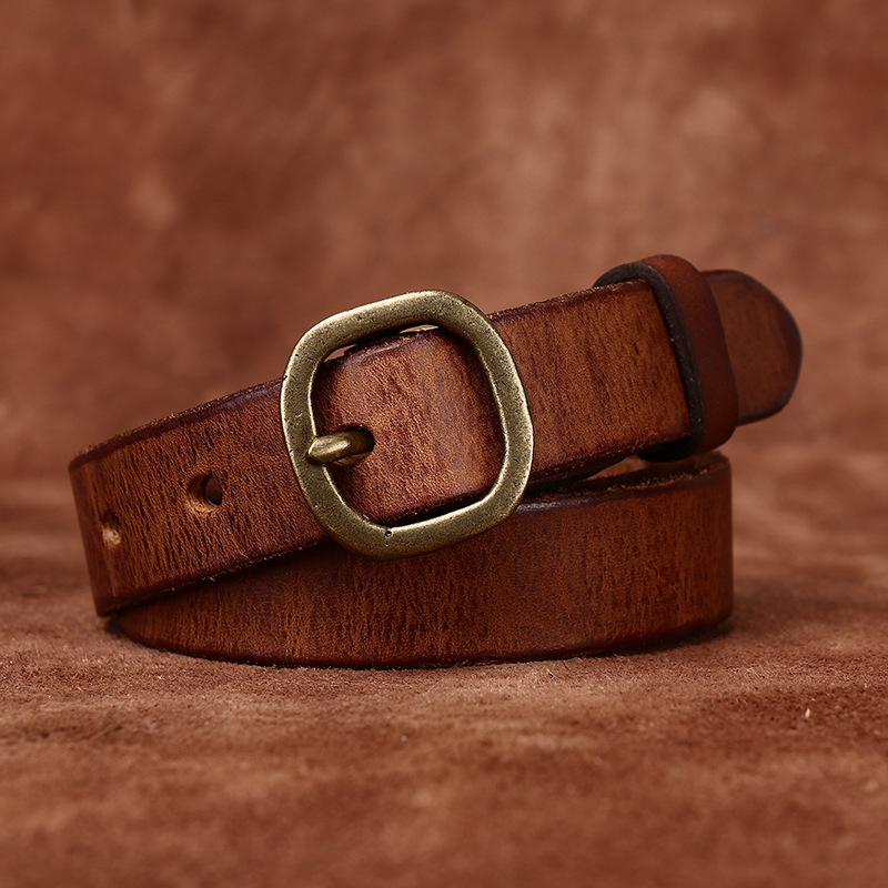 Brown women's slim leather belt — buckle view