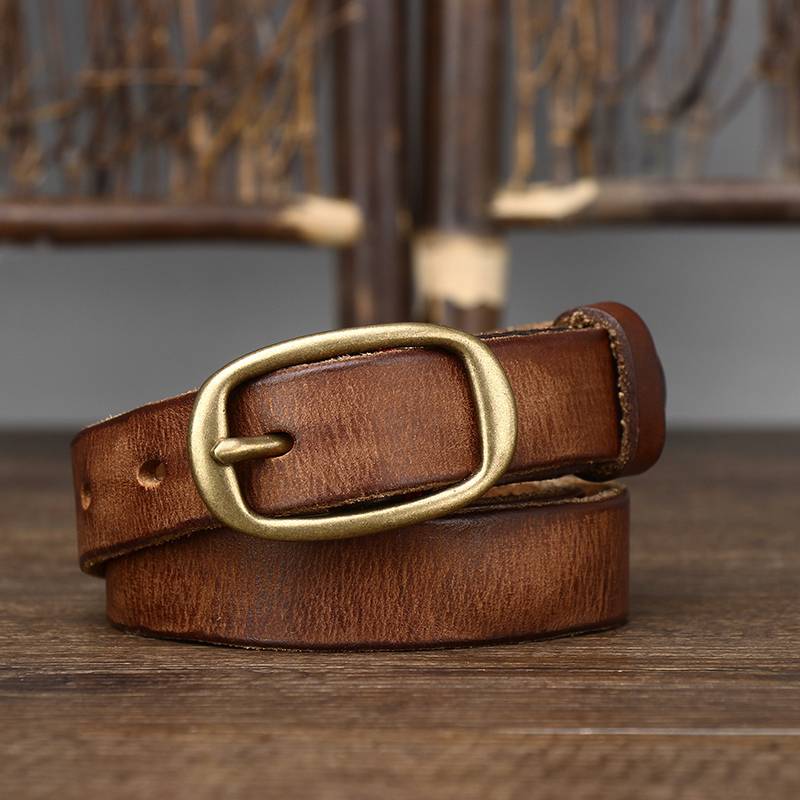 Brown women's pleated matte leather belt detail