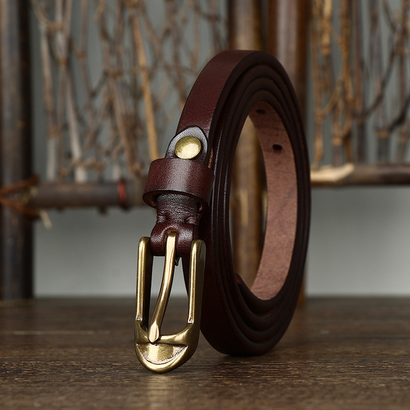 Dark brown women's slim leather belt — detail 5