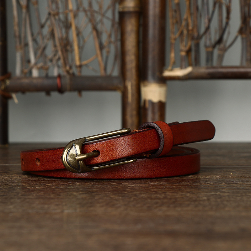Red brown women's slim leather belt detail