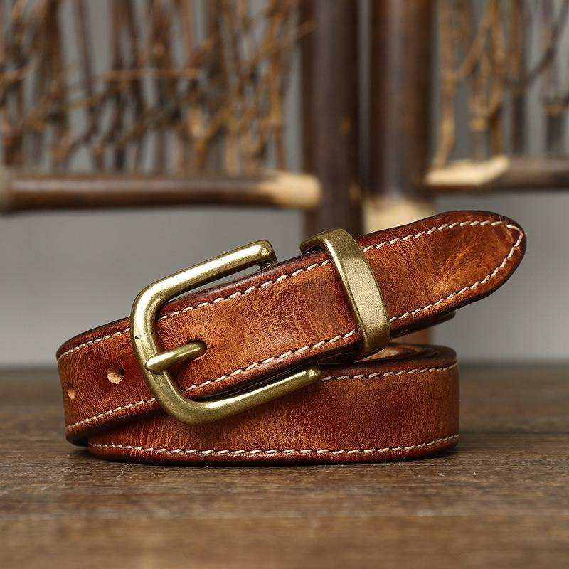 Brown women's belt, stitching detail