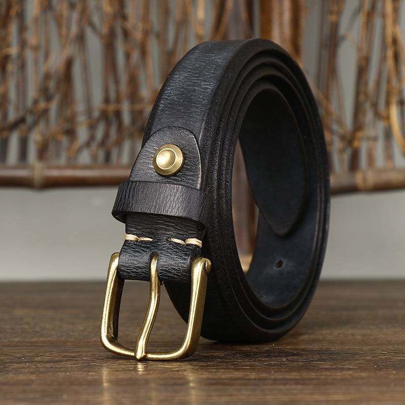 Black women's belt, side view