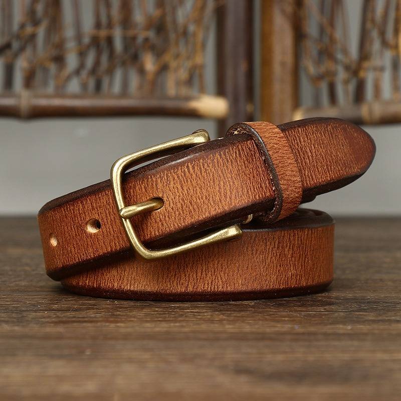 Brown women's belt, flat lay