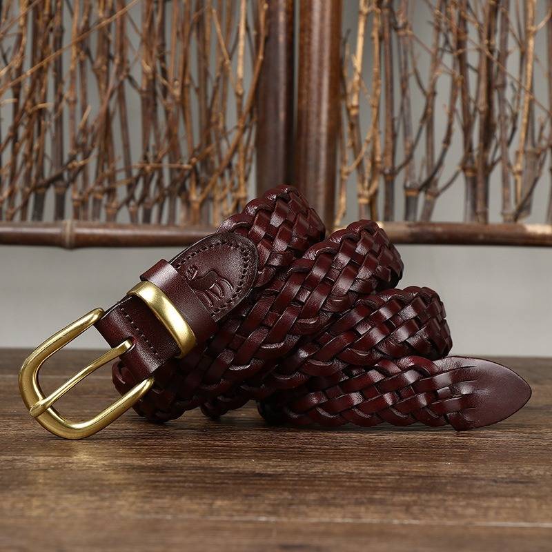Dark red women's belt, weave pattern